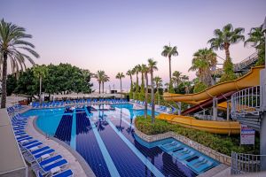 Hotel Sealife Buket Resort and Beach