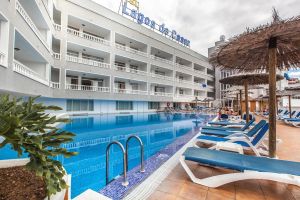 Hotel Blue Sea Lagos de Cesar