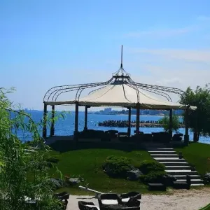 Hotel Carmen International (fostul Inter/Becali Hotel)