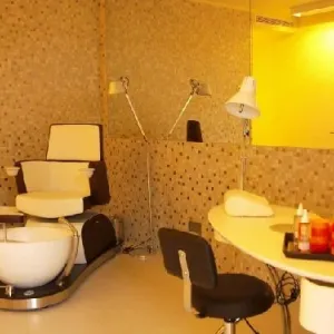 Hotel Carmen International (fostul Inter/Becali Hotel)