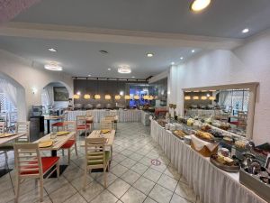 Thalia deco City and Beach Hotel