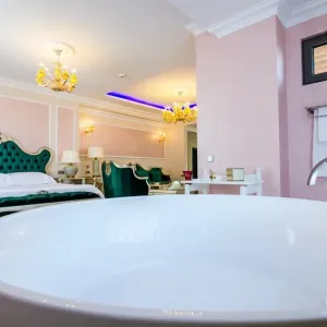 Hotel Phoenicia Royal