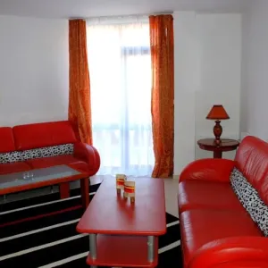 Elegant Lux Aparthotel