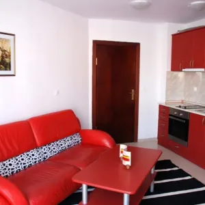 Elegant Lux Aparthotel