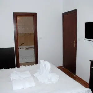 Elegant Lux Aparthotel