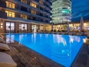 Hotel Opera Mamaia
