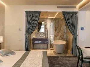Hotel Opera Mamaia