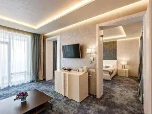 Hotel Opera Mamaia