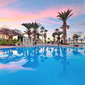 Hotel H10 Las Palmeras