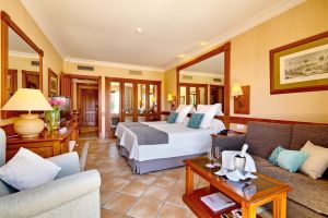 Hotel GF Gran Costa Adeje