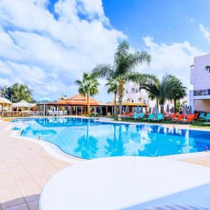 Yiannis Manos Resort Hotel