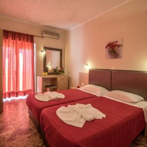 Kavros Beach Hotel