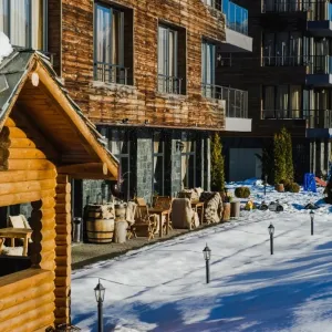 Cornelia Apartment Complex