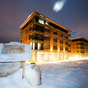 Cornelia Apartment Complex