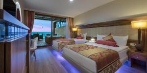 Hotel Granada Luxury Resort Okurcalar