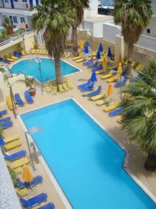 Kassavetis Studios and Apartments