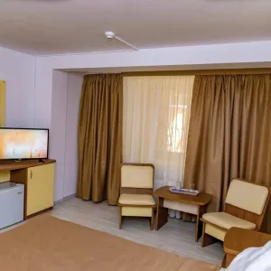 Hotel Adria Saturn