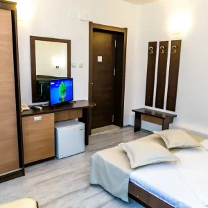 Hotel Adria Saturn