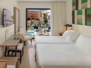 H10 Casa Del Mar