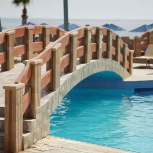 Eri Beach Hotel