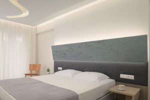 Melrose Hotel