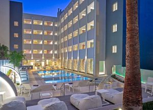 Melrose Hotel