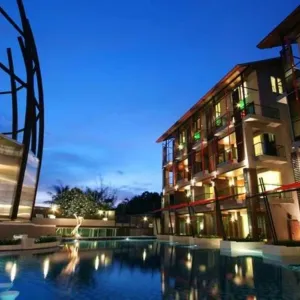 Red Ginger Chic Resort