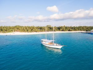 Hotel Meeru Island Resort and Spa