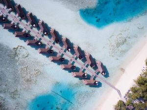 Hotel Meeru Island Resort and Spa