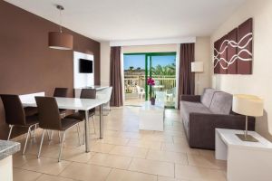 PlayaOlid Suites and Apartments