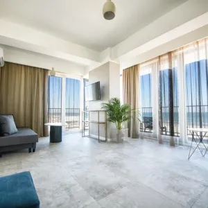 Lemon Cliff Luxury