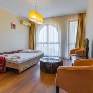 Golden Line Aparthotel (GS)