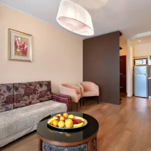 Golden Line Aparthotel (GS)