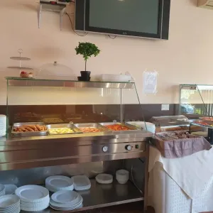 Hotel Vechna R