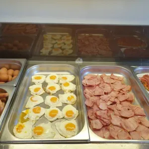 Hotel Vechna R