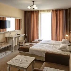Hotel Paraiso Theopolis