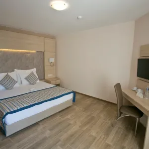Hotel Royal Bay Resort