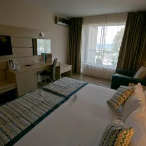 Hotel Royal Bay Resort
