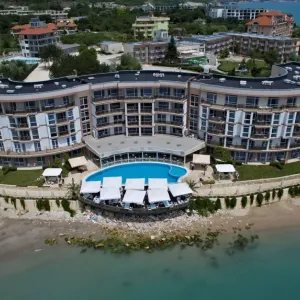 Hotel Royal Bay Resort