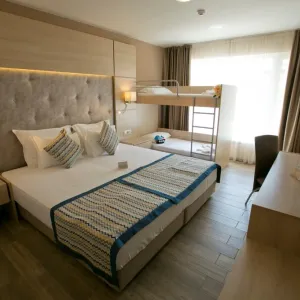 Hotel Royal Bay Resort