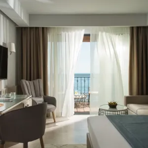 Hotel Effect Algara Beach