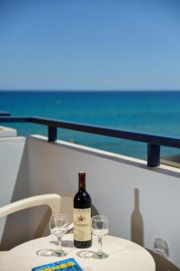 Hotel Lefkoniko Beach