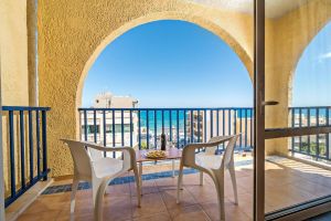 Hotel Lefkoniko Beach