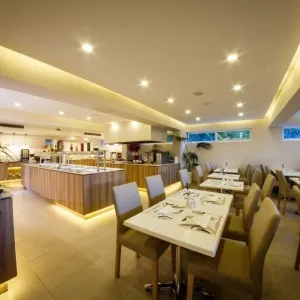 Hotel Porto Planos Beach