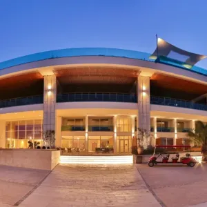 Hotel White Lagoon Beach Resort