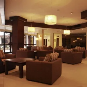 Winslow Infinity Aparthotel