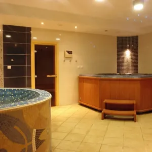 Winslow Infinity Aparthotel