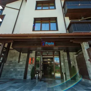 7 Pools SPA and Apartments