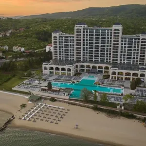 Hotel Secrets Sunny Beach Resort and Spa (ex.Riu Palace)