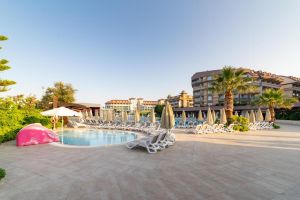 Hotel Seamelia Beach Resort and Spa